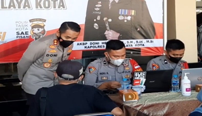 Polresta Tasikmalaya Sasar Lansia dan Keluarga Polri untuk Vaksinasi Covid-19 Massal