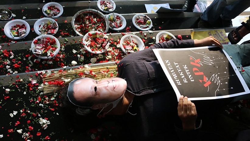 Usir Energi Jahat, Pegiat Antikorupsi Ruwatan di Gedung KPK - Bagian 1