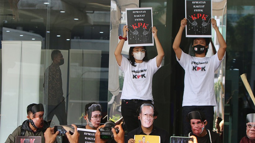 Usir Energi Jahat, Pegiat Antikorupsi Ruwatan di Gedung KPK - Bagian 2