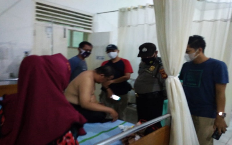 OKU Gempar, Jamaah Subuh Ditikam Tetangga saat Sholat di Musala