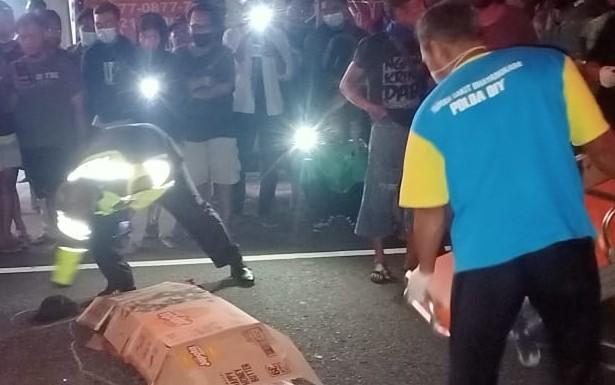 Pemotor Tewas Tabrak Mobil Berhenti di Sleman 