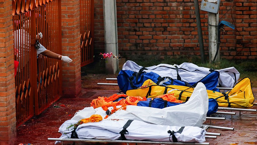 Foto Terbaik Mei 2021, Iron Dome Beterbangan hingga Gerhana Bulan di Langit Athena - Bagian 3