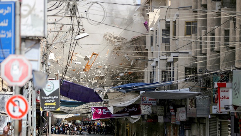 Foto Terbaik Mei 2021, Iron Dome Beterbangan hingga Gerhana Bulan di Langit Athena - Bagian 2