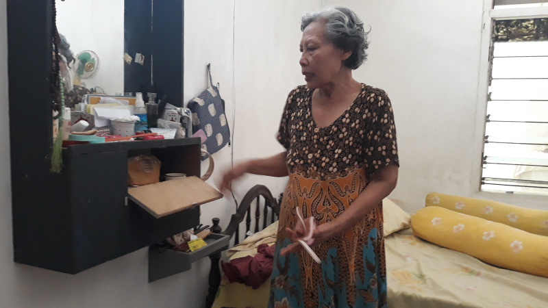 title 2 Emak-Emak Gasak 60 Gram Perhiasan Emas Milik Nenek 70 Tahun di Probolinggo 2 Emak-Emak Gasak 60 Gram Perhiasan Emas Milik Nenek 70 Tahun di Probolinggo