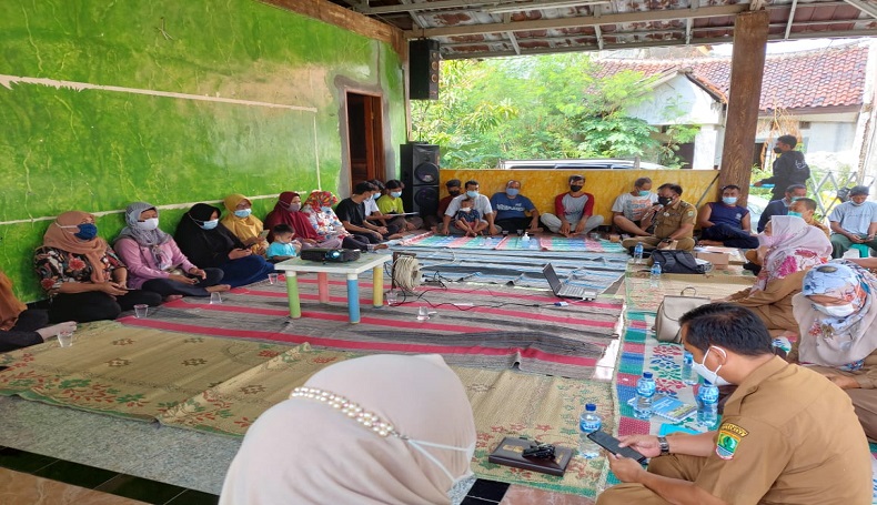 Belasan Orang Terjangkit DBD, Perum Graha Karawang Dapat Advokasi Kesehatan