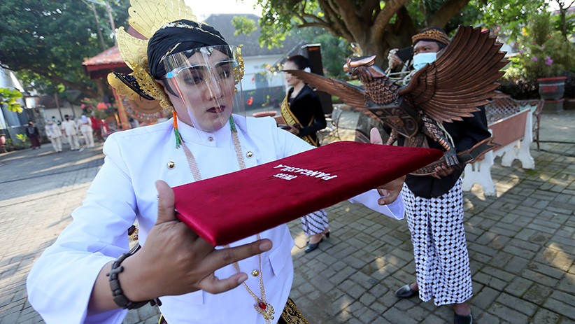 Upacara Budaya Grebeg Pancasila di Blitar Terapkan Protokol Kesehatan Ketat - Bagian 2