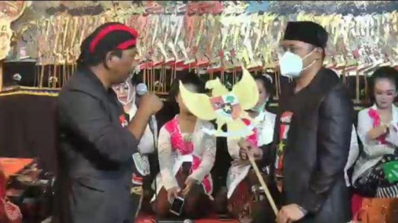 Peringati Hari Lahir Pancasila, Warga Wonosobo Gelar Wayang Kulit secara Virtual 