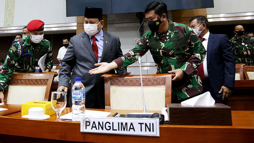 Begini Gaya Prabowo Jelaskan Anggaran Alutsista Rp1.750 Triliun ke DPR - Bagian 5