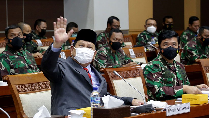 Begini Gaya Prabowo Jelaskan Anggaran Alutsista Rp1.750 Triliun ke DPR - Bagian 2