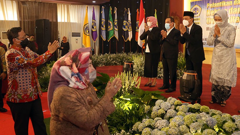 Adik Bungsu Mahfud MD Dilantik sebagai Rektor Unitomo Surabaya - Bagian 2