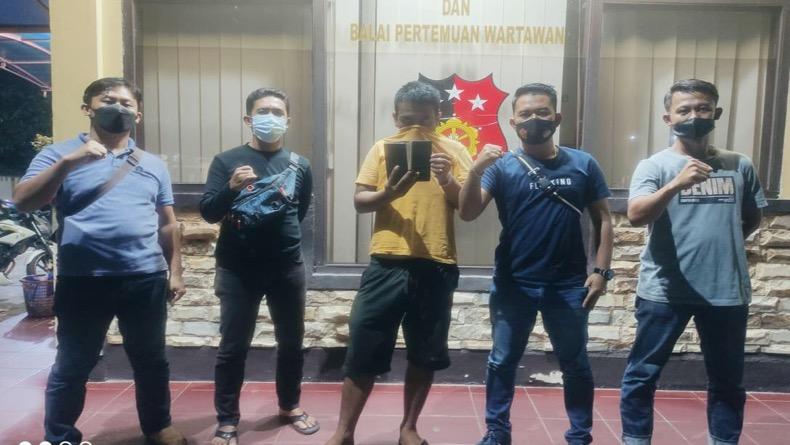 Terekam CCTV, Pencuri Ponsel di ATM Ditangkap Polisi