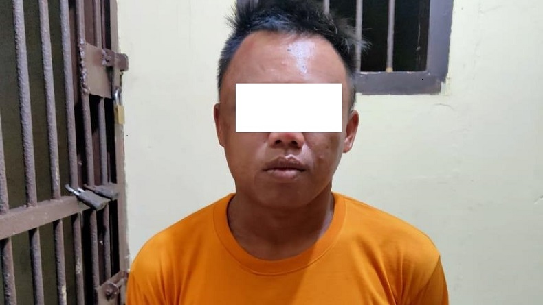 title Ancam Perempuan sambil Acungkan Golok, Pemuda di Belitung Timur Ditangkap Polisi Ancam Perempuan sambil Acungkan Golok, Pemuda di Belitung Timur Ditangkap Polisi