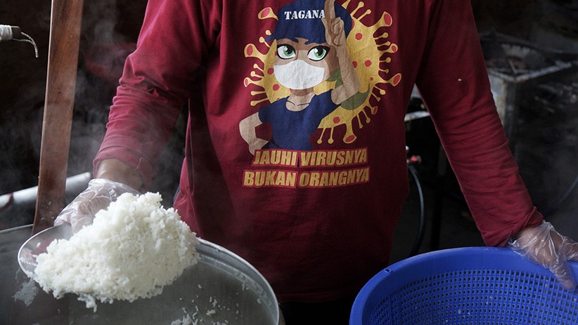 Dapur Umum Suplai Makanan untuk 400 Warga Sleman yang Isolasi akibat Corona - Bagian 3