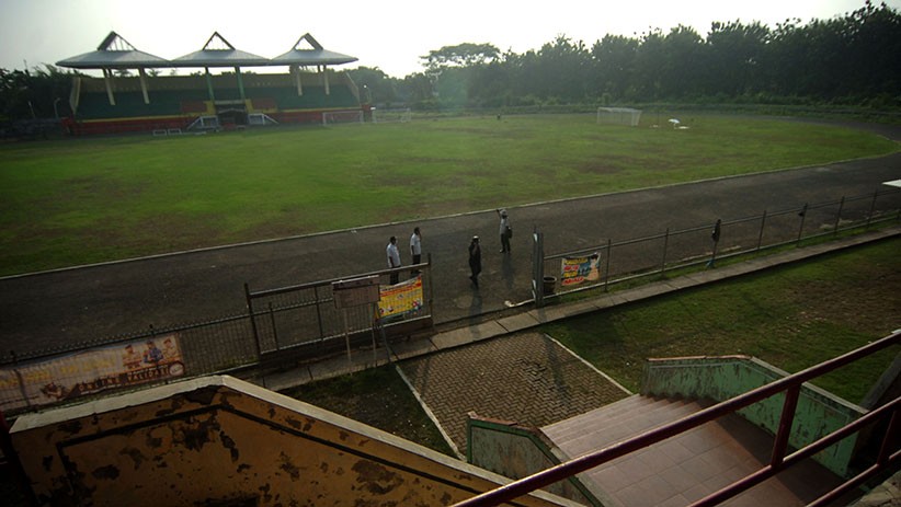 Penampakan GOR Trisanja Slawi Rusak dan Tidak Terawat - Bagian 2