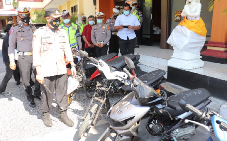 Bubarkan Balap Liar di Buleleng, Polisi Amankan Joki Pelajar dan Sita Uang Taruhan