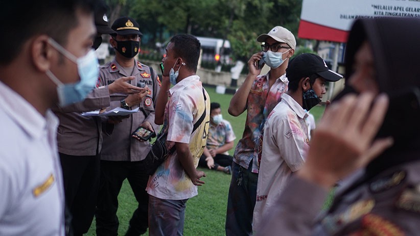 Konvoi Kelulusan Ganggu Masyarakat, 27 Pelajar Dibawa ke Polresta Solo - Bagian 2