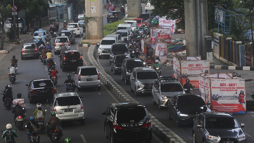 Begini Kemacetan akibat Proyek Galian Kabel di Jalan Kapten Tendean Jakarta - Bagian 2