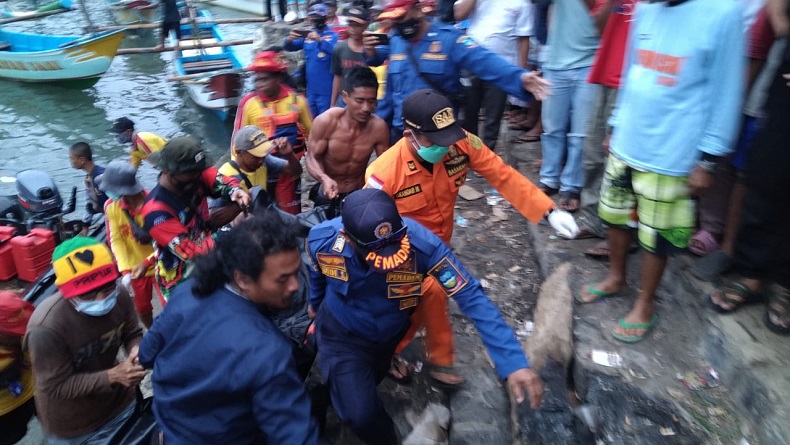 Dian Lutpi Korban Terseret Ombak di Pantai Santolo Garut Ditemukan Meninggal Sejauh 5 Km