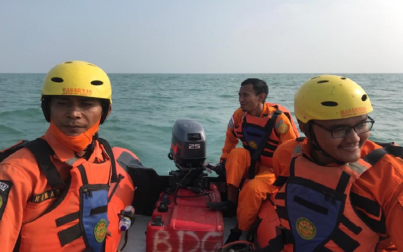 Nelayan Bangka Hilang di Laut Deniang, Diduga Terjatuh dari Kapal