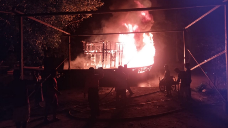 Kapal Pengangkut BBM Subsidi di Kubu Raya Terbakar, Kerugian Rp200 Juta