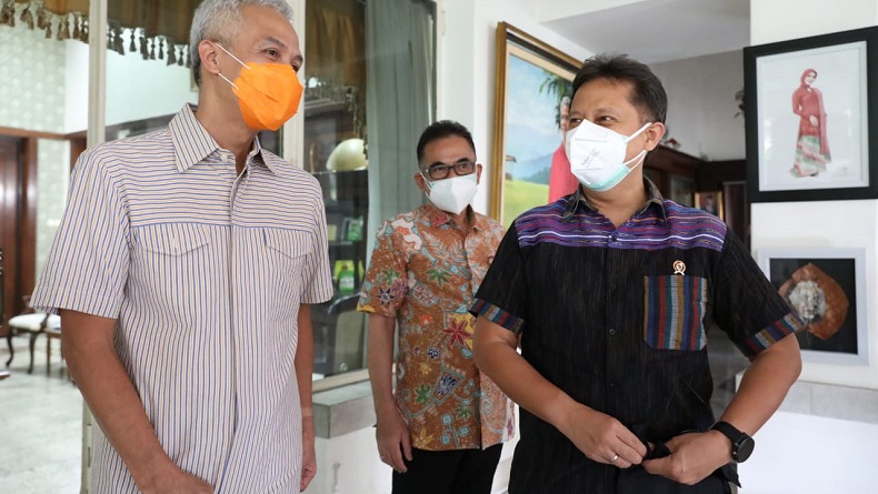 Kasus Covid-19 di Kudus Mengkhawatirkan, Menkes Budi Gunadi Temui Gubernur Ganjar