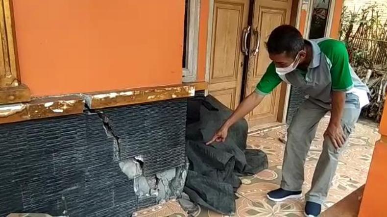 Puluhan Rumah di Cilacap Rusak Parah akibat Bencana Tanah Bergerak 