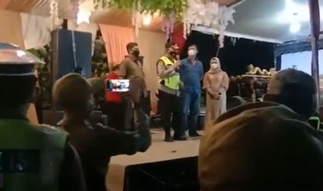 Langgar Jam Malam, Gelaran Wayang Kulit Khitanan Anak Kades di Sidoarjo Dibubarkan