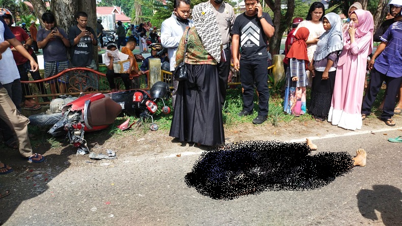 title Kecelakaan Dekat Mapolres Merangin, Ibu Rumah Tangga Tewas Dilindas Truk Kecelakaan Dekat Mapolres Merangin, Ibu Rumah Tangga Tewas Dilindas Truk