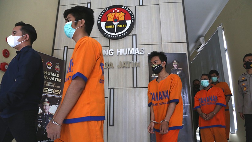 4 Hacker Keruk Uang Ratusan Juta Rupiah dari Bobol Kartu Kredit WNA - Bagian 1