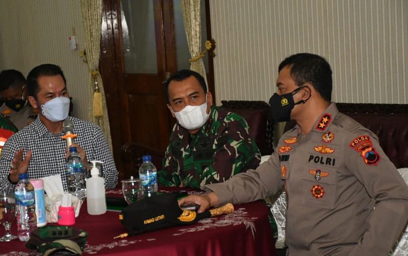 Pangdam IV/Diponegoro Bentuk Tim Khusus Awasi Ketat Warga Kudus Disiplin Prokes