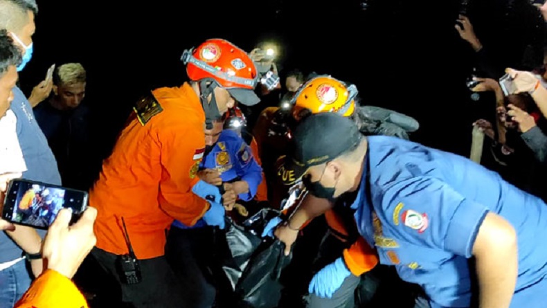 Pria Ini Nekat Lompat ke Sungai Depan Kantor Polisi, Ditemukan Meninggal Dunia