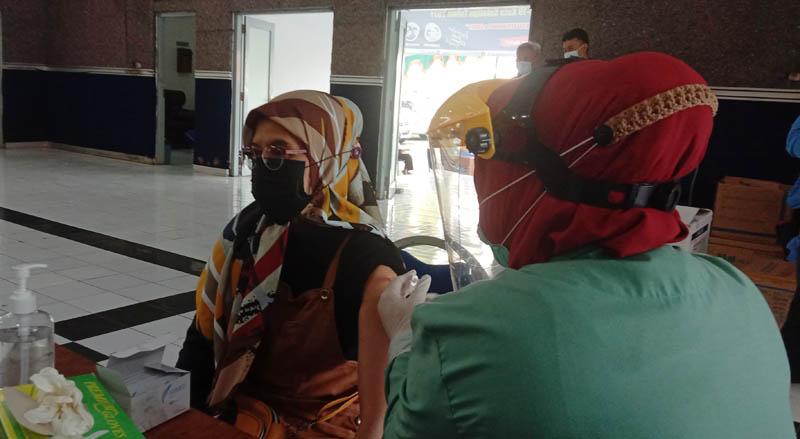 Sasaran Vaksinasi Massal di Kota Salatiga Melebihi Target