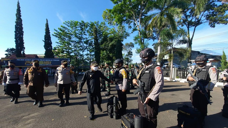 Potensi Konflik Tinggi, Personel Brimob Dikerahkan Amankan Pilkades Serentak 2021 di Garut