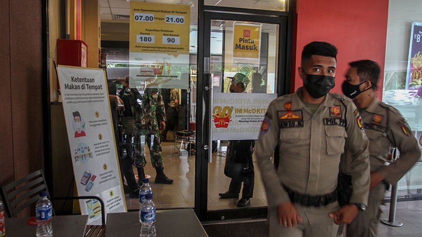 Imbas Kerumunan BTS Meal, McDonald's Pekanbaru Dipasang Garis Polisi - Bagian 2