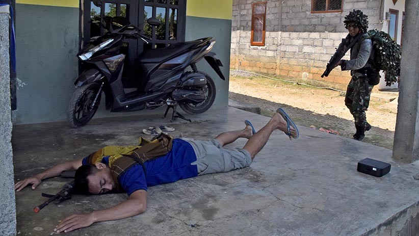 Marinir TNI AL Rebut Daerah Kekuasaan Kelompok Kriminal Bersenjata - Bagian 1