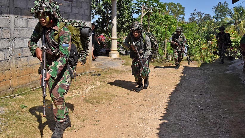 Marinir TNI AL Rebut Daerah Kekuasaan Kelompok Kriminal Bersenjata - Bagian 3