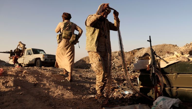   Koalisi Arab Gempur Milisi Houthi, Hancurkan 14 Kendaraan Militer dan Bunuh 115 Orang 