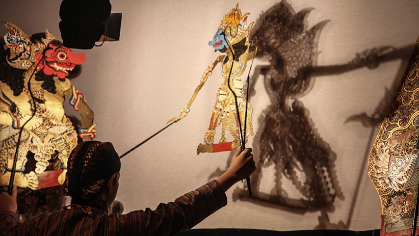 Dalang Cilik Memainkan Wayang Kulit Perkenalkan Budaya Indonesia - Bagian 2