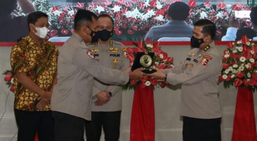 Komjen Budi Maryoto Pimpin Pencanangan Kabupaten Kota di Sulut Bebas Pungli