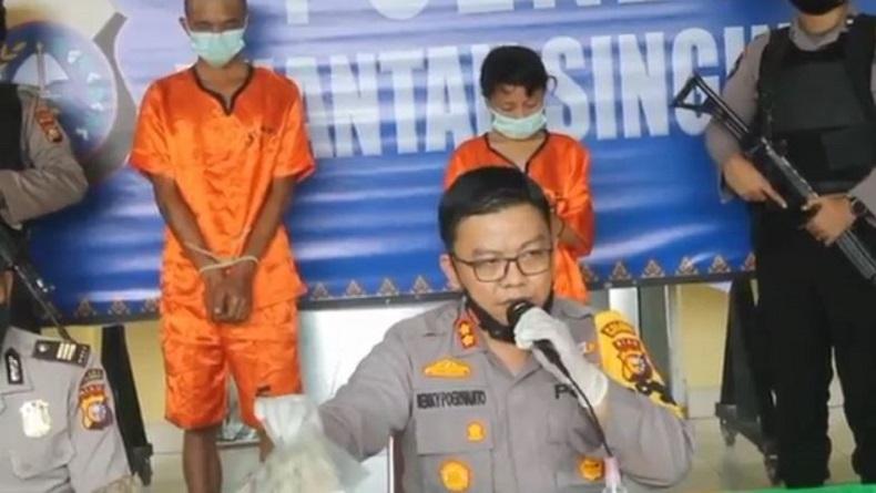 title Anak 13 Tahun Tewas Disiksa dan Dikubur Hidup-Hidup Akhir 2019, Terungkap dari Cerita Adiknya Anak 13 Tahun Tewas Disiksa dan Dikubur Hidup-Hidup Akhir 2019, Terungkap dari Cerita Adiknya