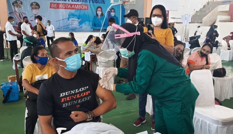 Vaksinasi Lansia di Ambon Baru 41,47 Persen, Sasaran Diperluas