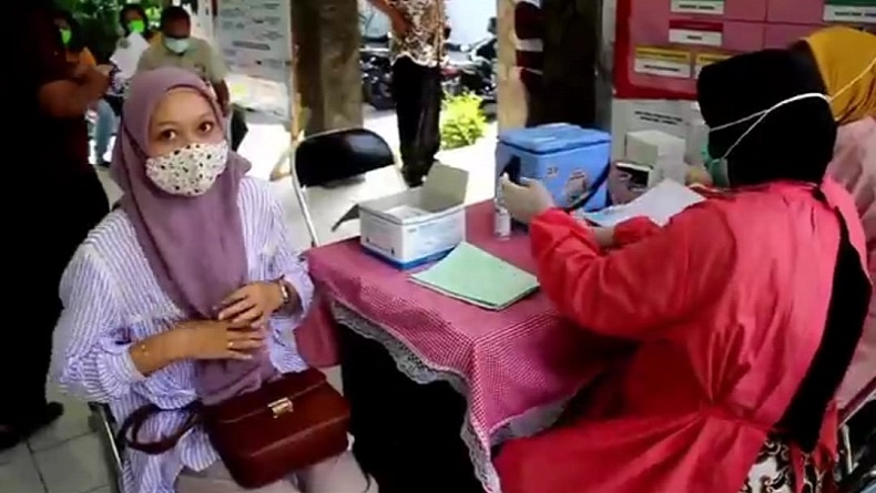 title Gratis, Vaksinasi Covid Massal di Makassar Mulai 1 Juli Gratis, Vaksinasi Covid Massal di Makassar Mulai 1 Juli