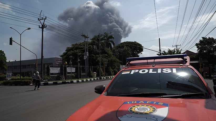 Tim Inafis Polri Selidiki Penyebab Kebakaran Kilang Minyak Pertamina - Bagian 2