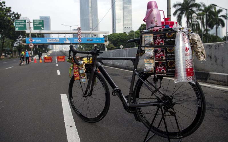  Uji Coba Barakhir, Dishub DKI Jakarta Copot Rambu Jalur Road Bike di JLNT Casablanca - Bagian 4