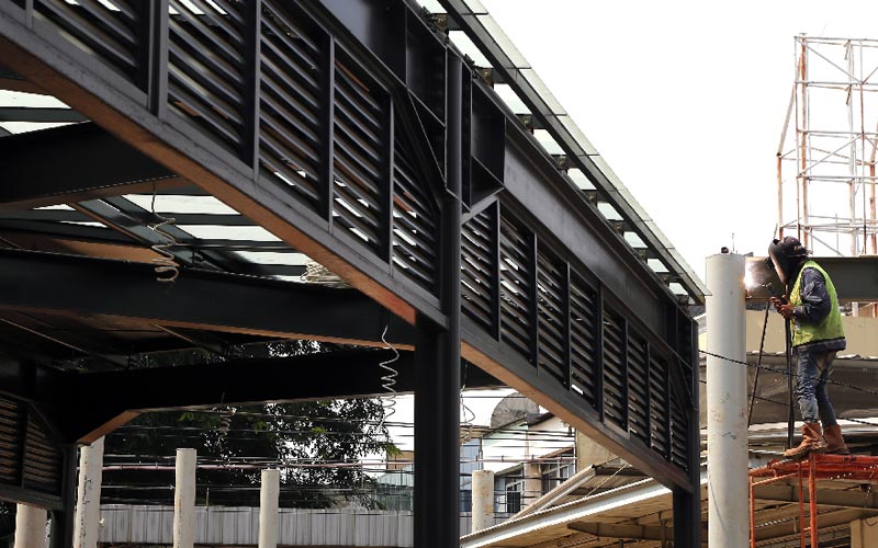 Terus Dipercantik, Stasiun Tebet Kini Terintegrasi dengan Halte Transjakarta - Bagian 5