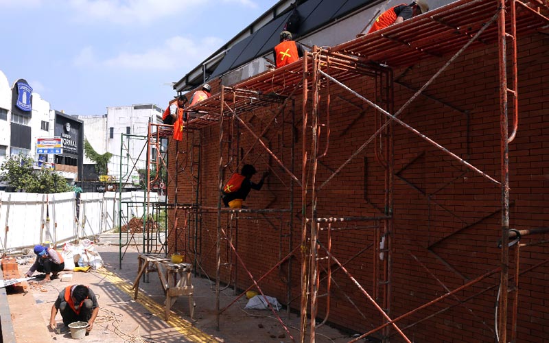 Terus Dipercantik, Stasiun Tebet Kini Terintegrasi dengan Halte Transjakarta - Bagian 3