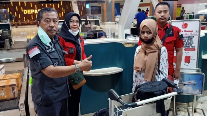 Nikahi Warga Sulsel Tapi Tak Punya Paspor, 2 WNA Filipina Dideportasi