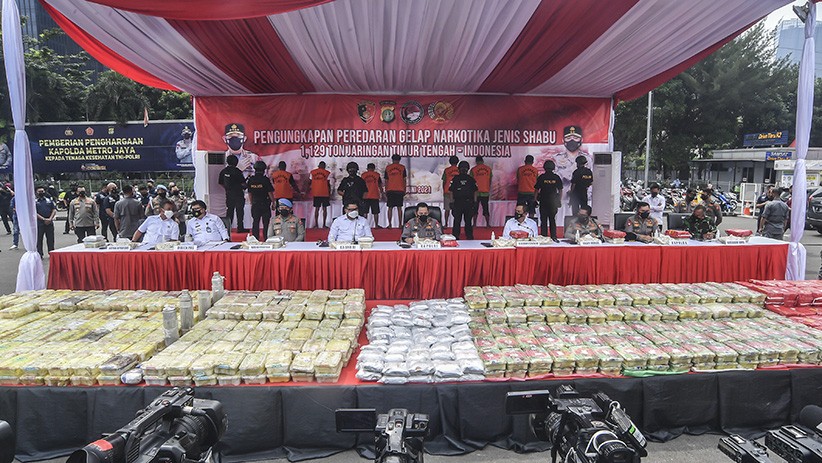 Kapolri Pamer 1,129 Ton Sabu Hasil Tangkap Jaringan Timur Tengah-Indonesia - Bagian 1