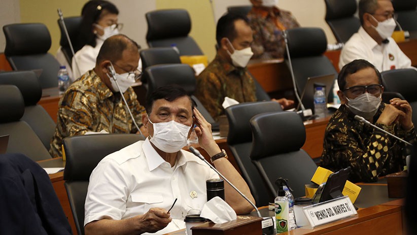 4 Menko Kabinet Indonesia Maju Ikuti Rapat bersama Banggar DPR - Bagian 2