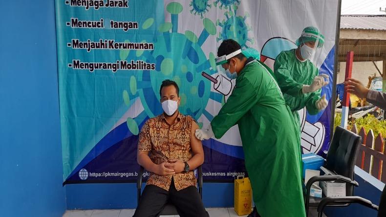 111 Tenaga Kesehatan di Bangka Selatan Batal Divaksin, Ini Alasannya